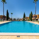 Vitismar Groundfloor With Direct Pool Access In Albufeira * Guia (Faro)