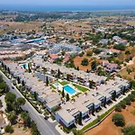 Vitismar Groundfloor With Direct Pool Access In Albufeira Διαμέρισμα *
