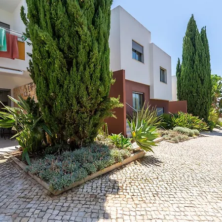 Vitismar Groundfloor With Direct Pool Access In Albufeira 아파트