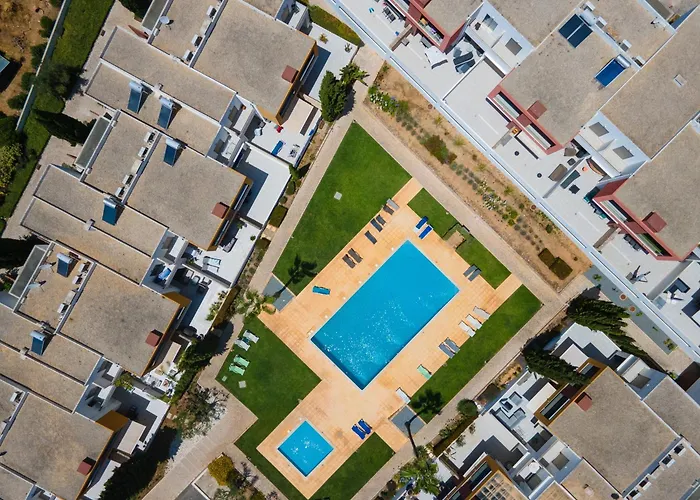 アパート Vitismar Groundfloor With Direct Pool Access In Albufeira ギーア