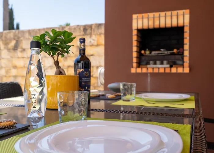 Vitismar Groundfloor With Direct Pool Access In Albufeira アパート