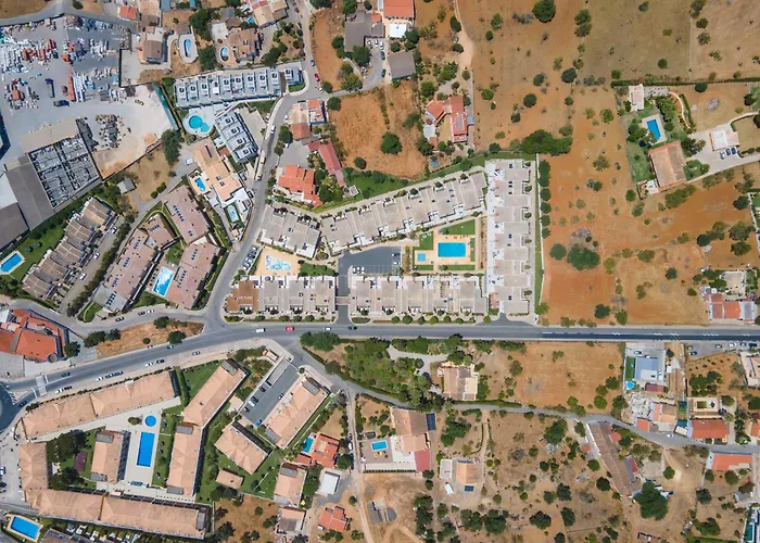 Vitismar Groundfloor With Direct Pool Access In Albufeira ギーア