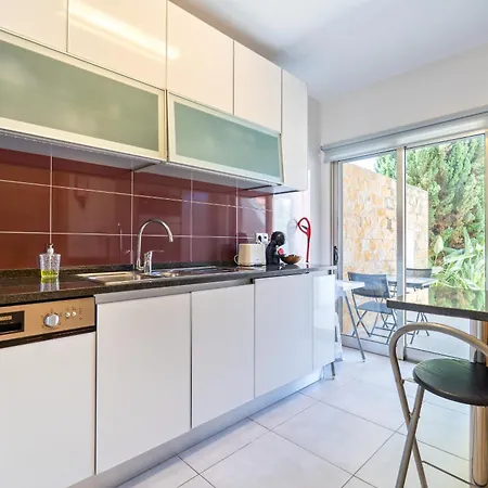 Vitismar Groundfloor With Direct Pool Access In Albufeira