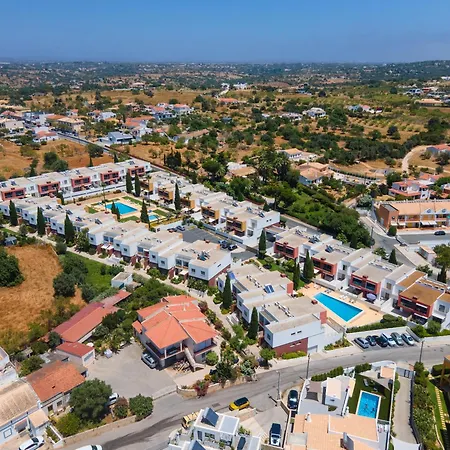 Vitismar Groundfloor With Direct Pool Access In Albufeira *