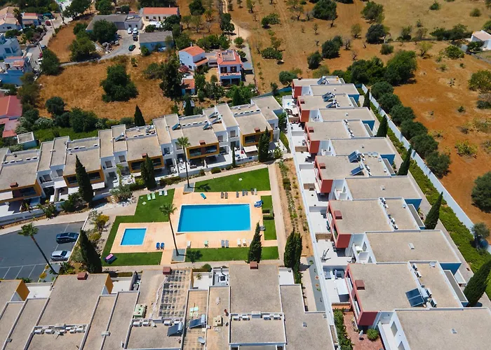 Vitismar Groundfloor With Direct Pool Access In Albufeira *